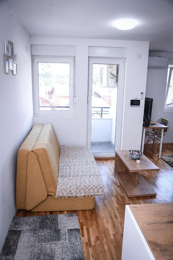 Demir Apartmani Novi Pazar Esterno foto